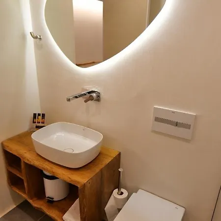 Apartamento Alex & Sofi Himare