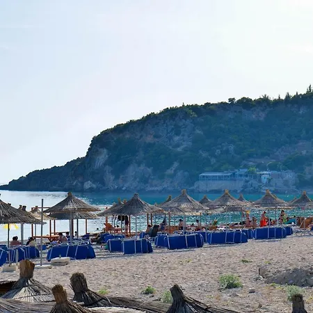 Alex & Sofi Apartment Himare